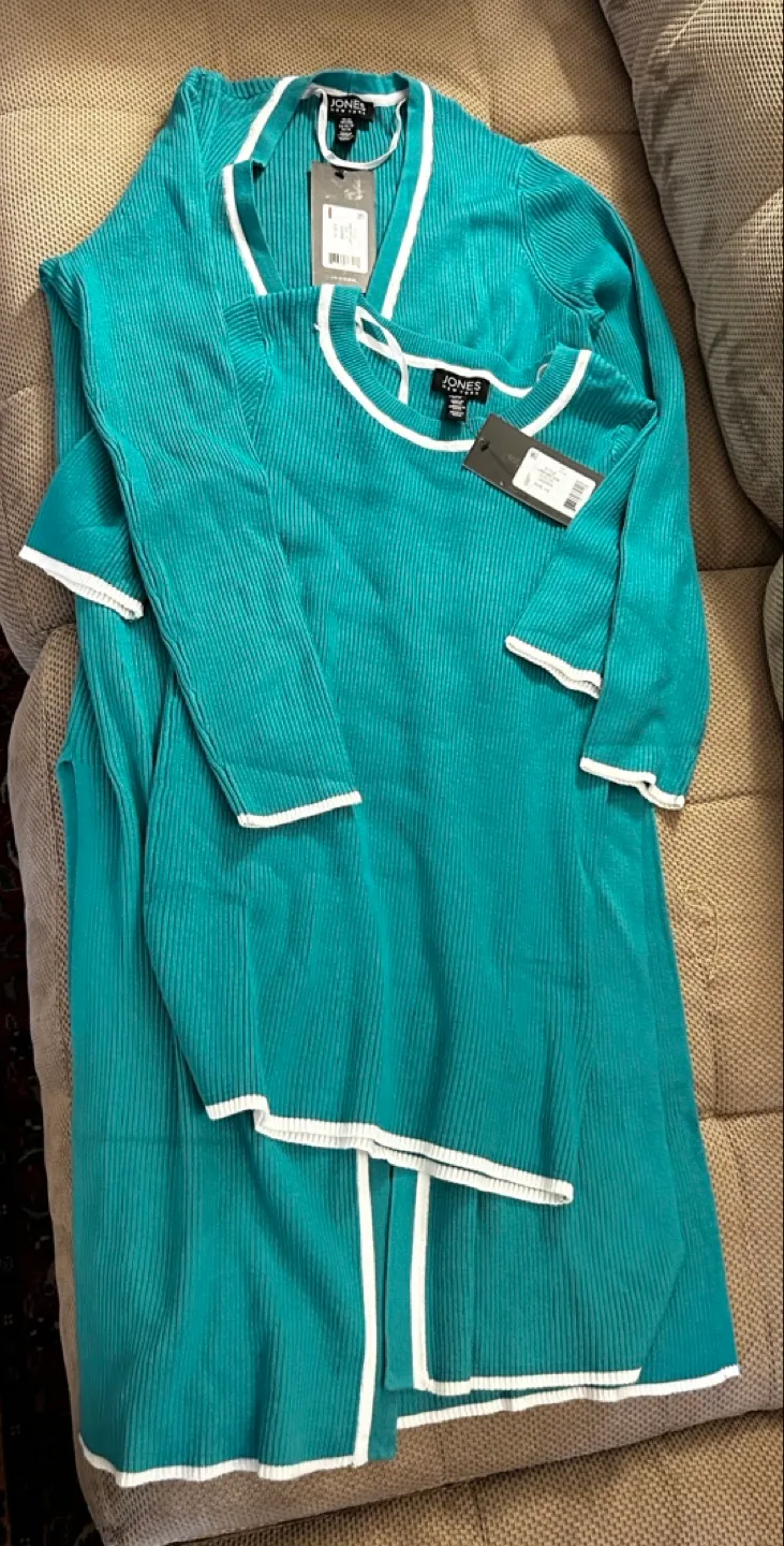 Jones New York Teal Cardigan & Top Set image indicator(8)