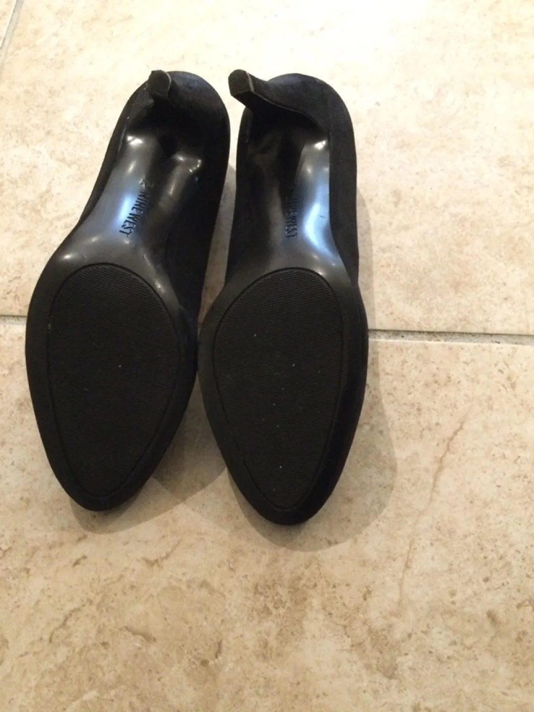 Nine West Black Leather Heels image indicator(4)