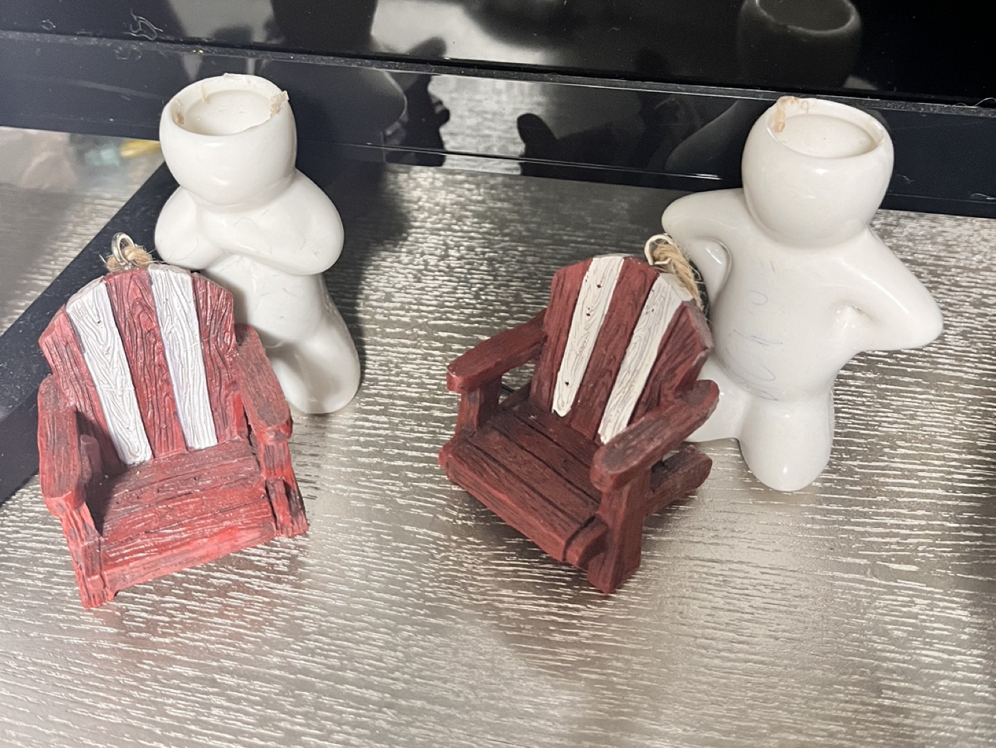 Set of 4 Ceramic Ornaments