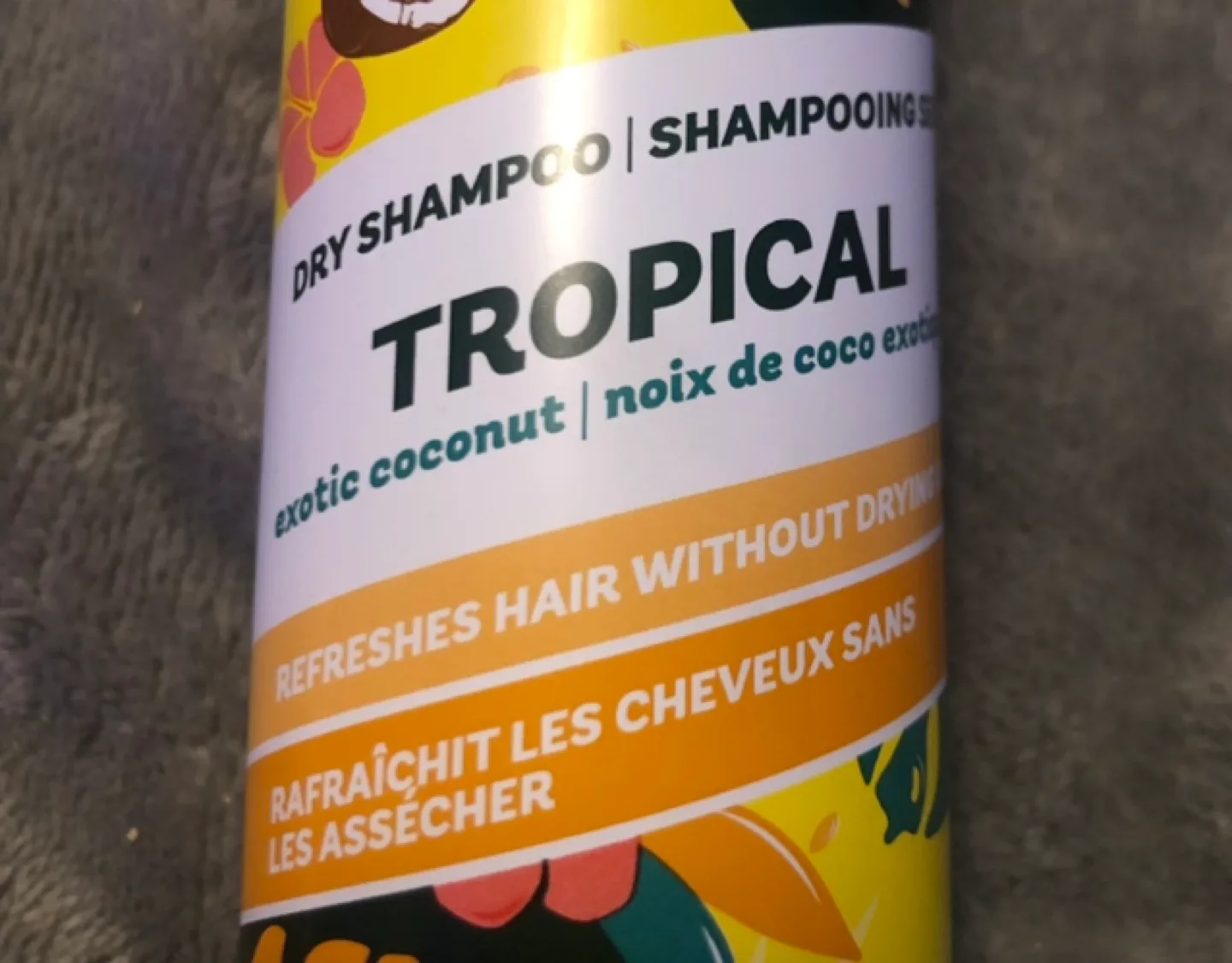 Batiste Dry Shampoo and Dippity-Do Girls With Curls Spray image indicator(3)