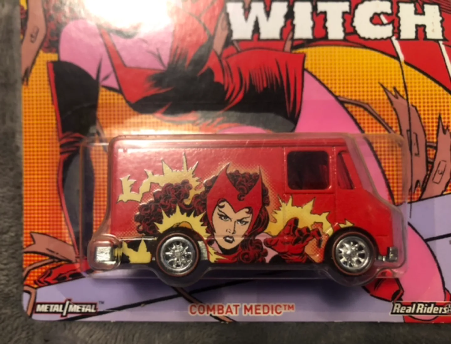 Hot Wheels Marvel Scarlet Witch Combat Medic Collectable image indicator(2)