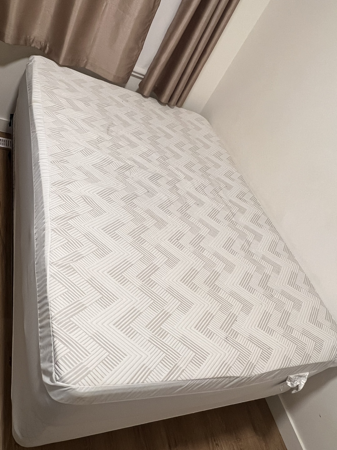 Queen Mattress with Mattress Protector, Box Spring and bed frame - photo 2