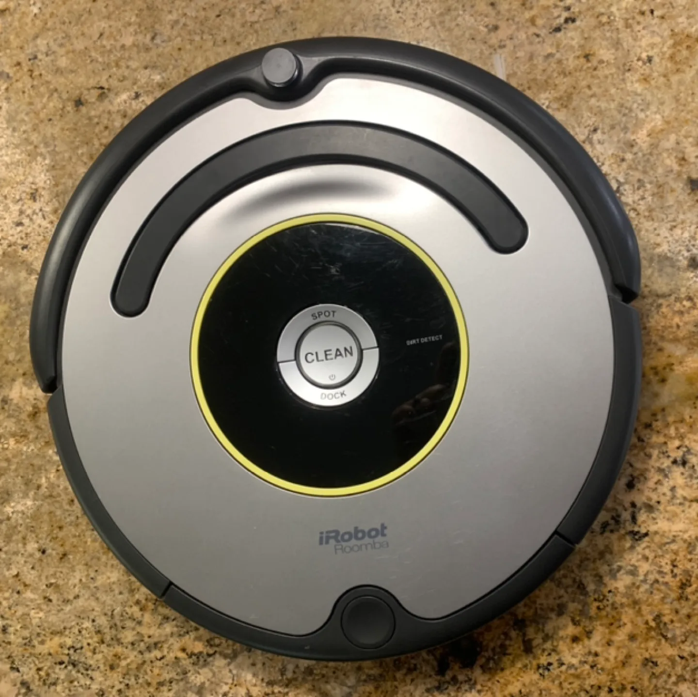 #ThriftyPicks iRobot Roomba - Excellent condition w/ new filter thumbnail
