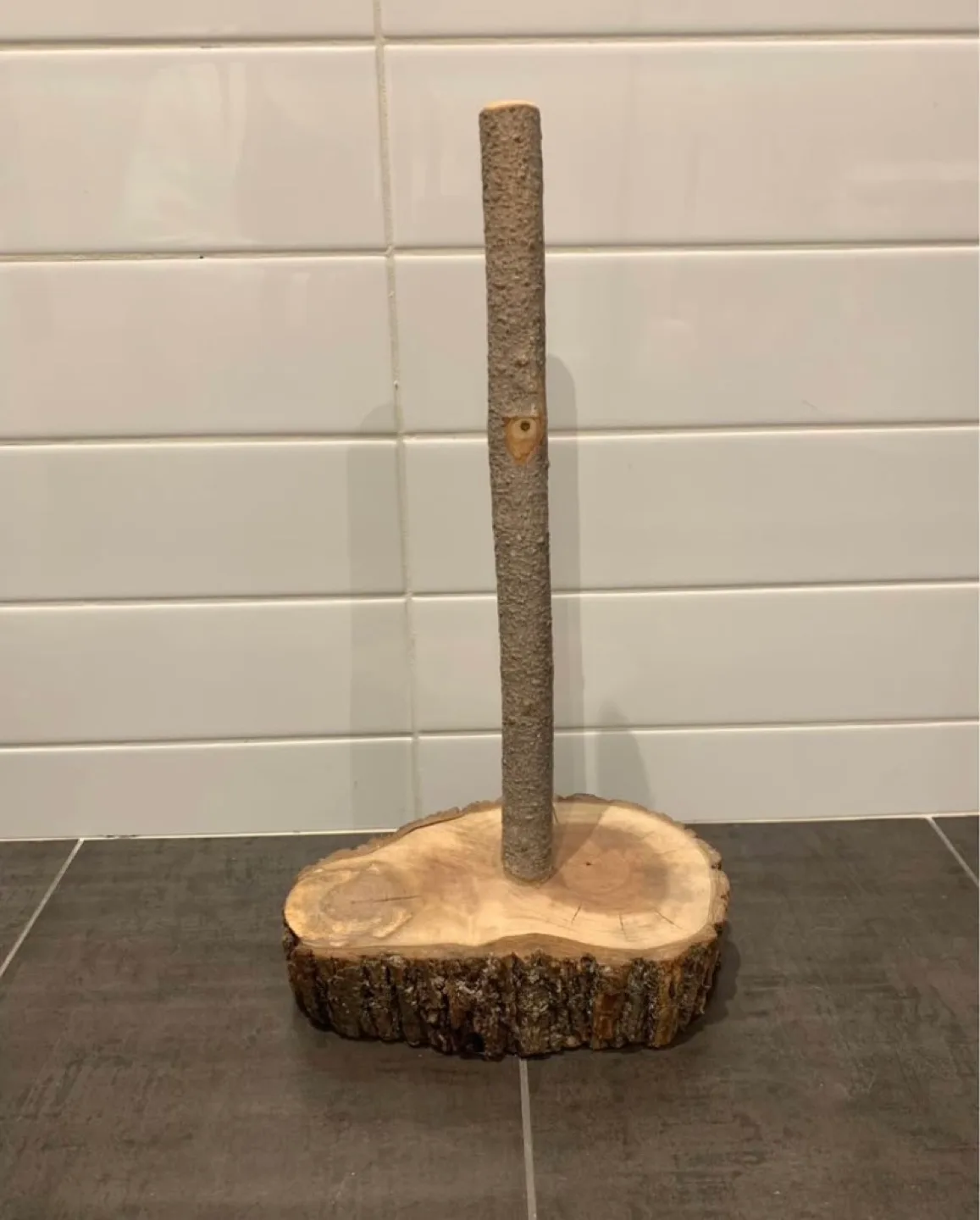 Wood toilet roll holder #ThriftyPicks image indicator(2)