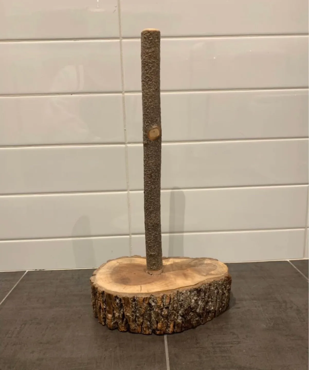 Wood toilet roll holder #ThriftyPicks image indicator(3)