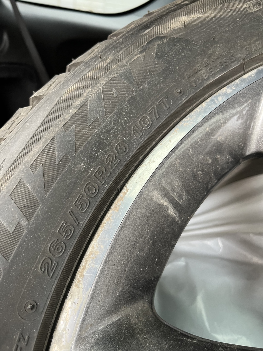 Set of 4 Winter Tires and Rims - photo 2
