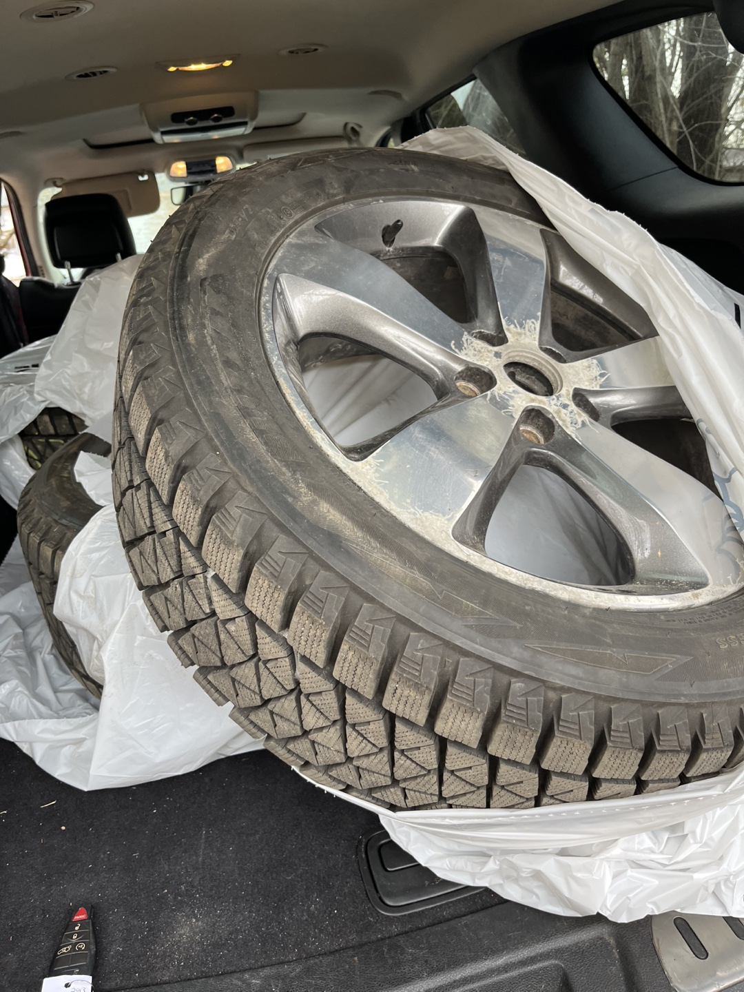 Set of 4 Winter Tires and Rims - photo 3