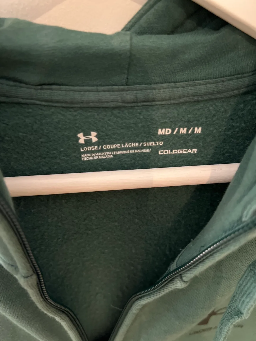 Under Armour Men's Green Hoodie image indicator(3)