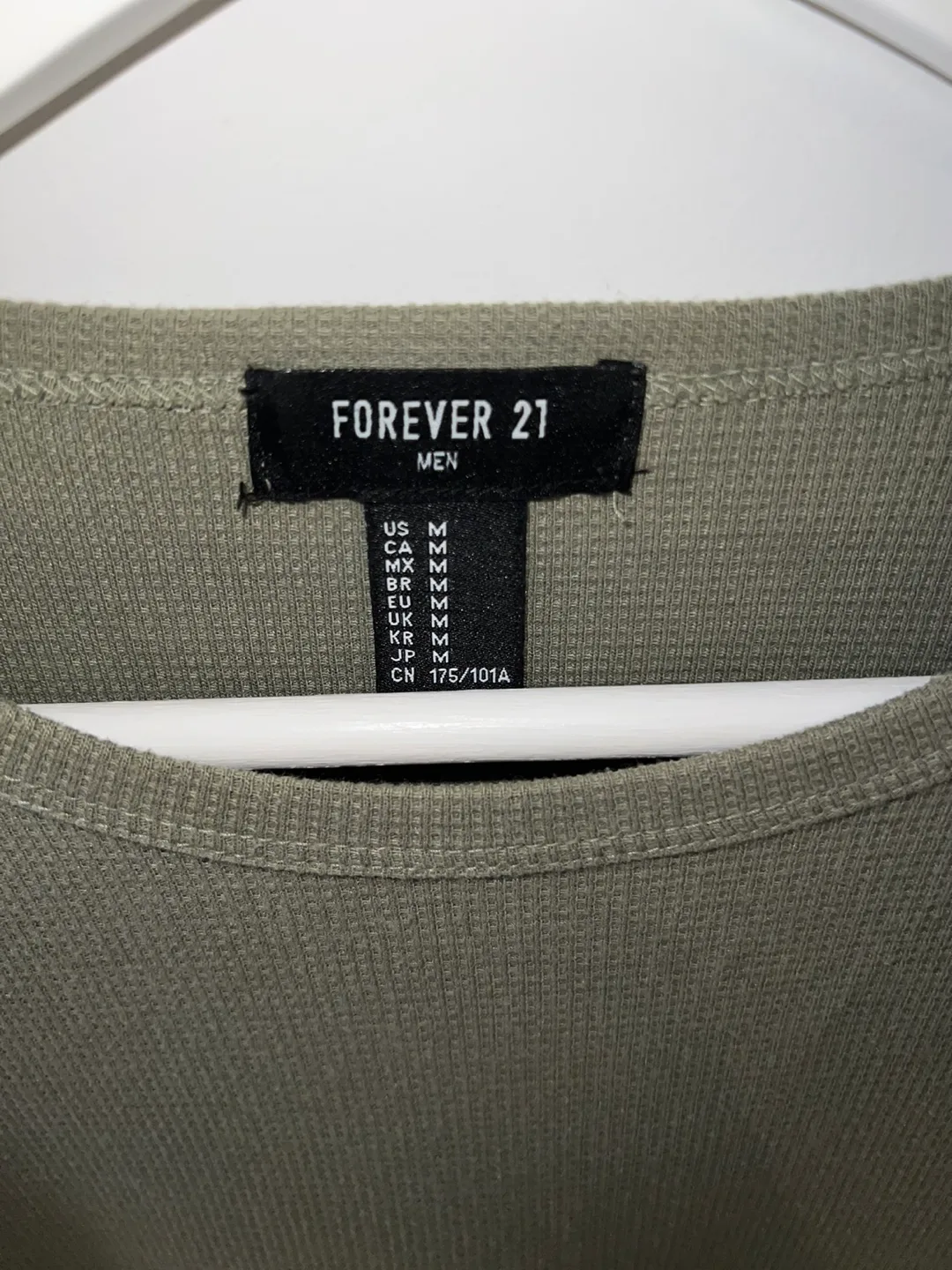 Forever 21 Men's Long Sleeve Shirt image indicator(3)