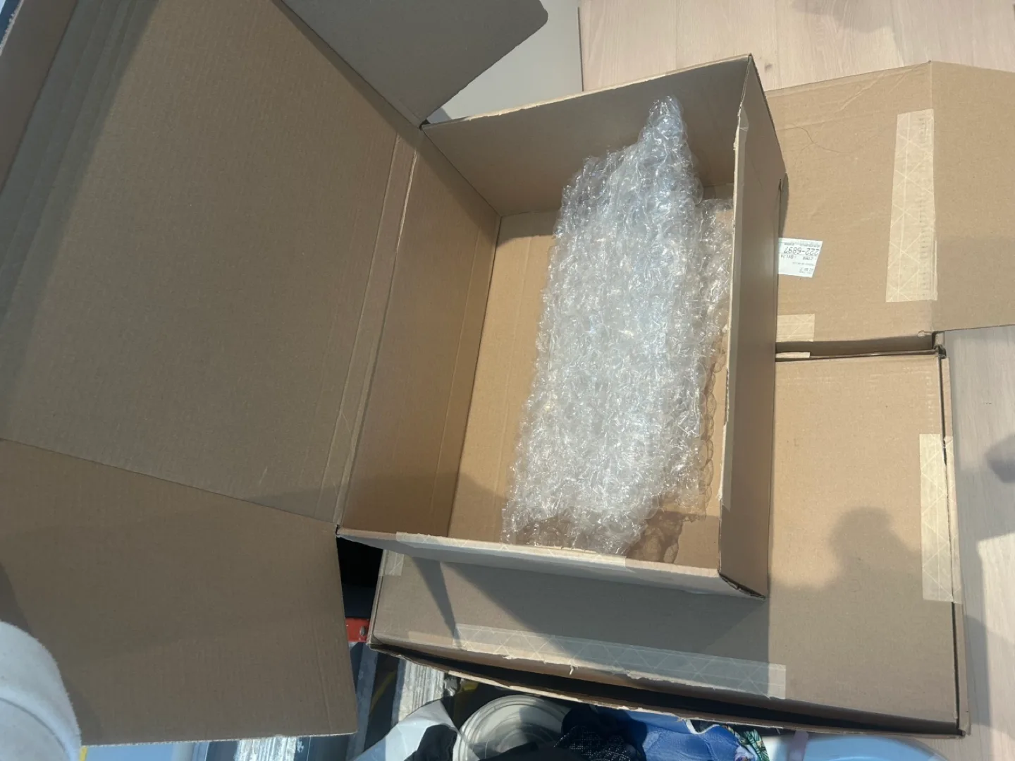 Packing/shipping Cardboard Boxes image indicator(3)