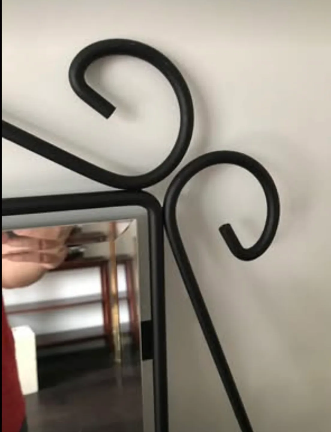 Black Metal Ornate Mirror image indicator(3)