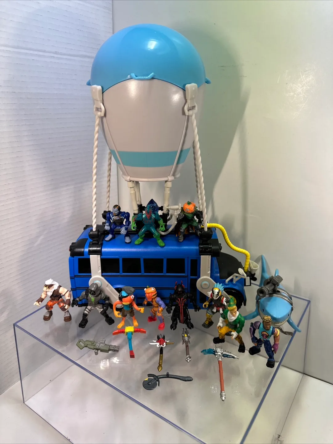 Fortnite Battle Bus Playset with Figures and Accessories thumbnail
