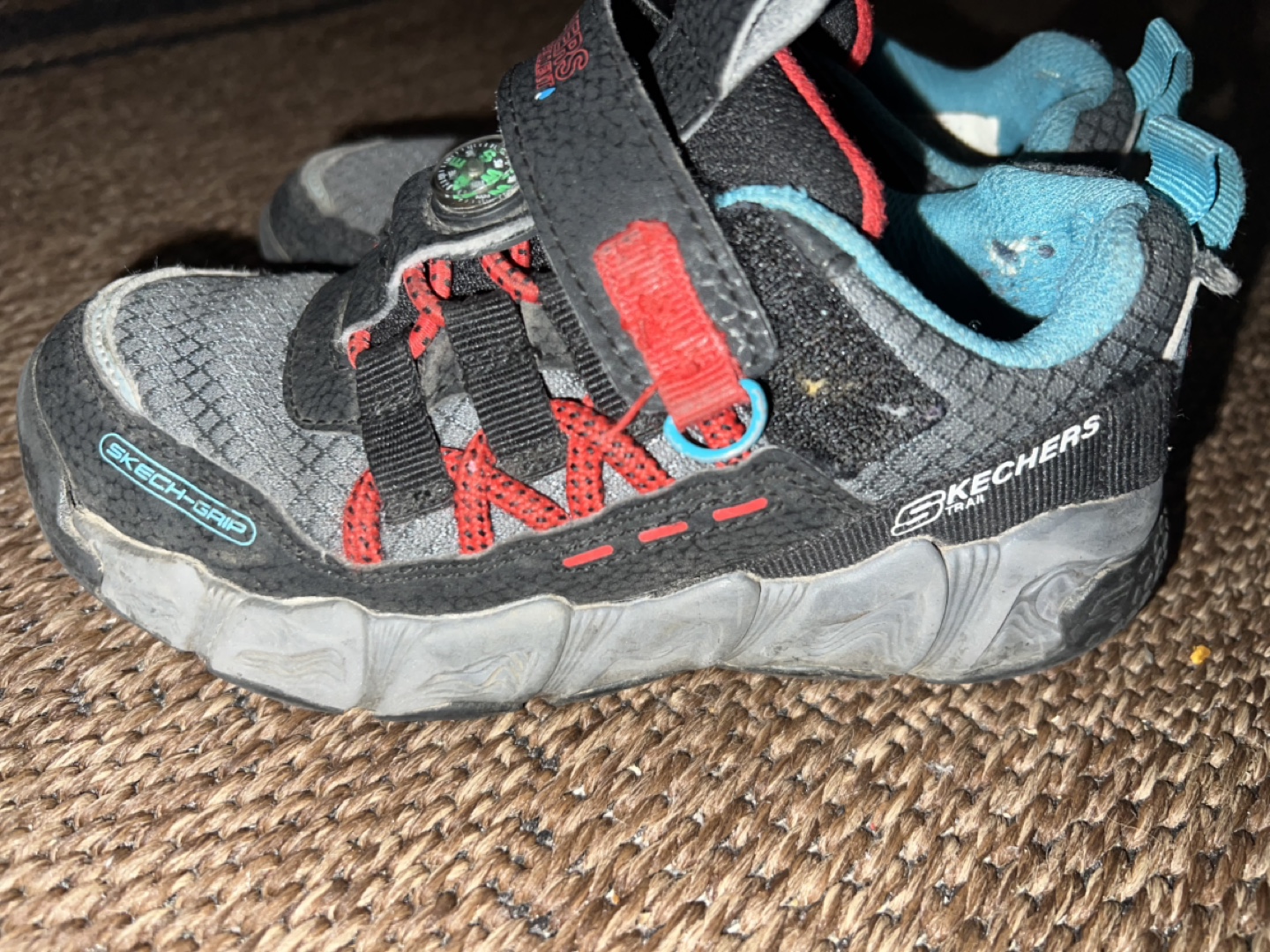 Skechers Kids Size 11 Hiking Shoes - photo 4