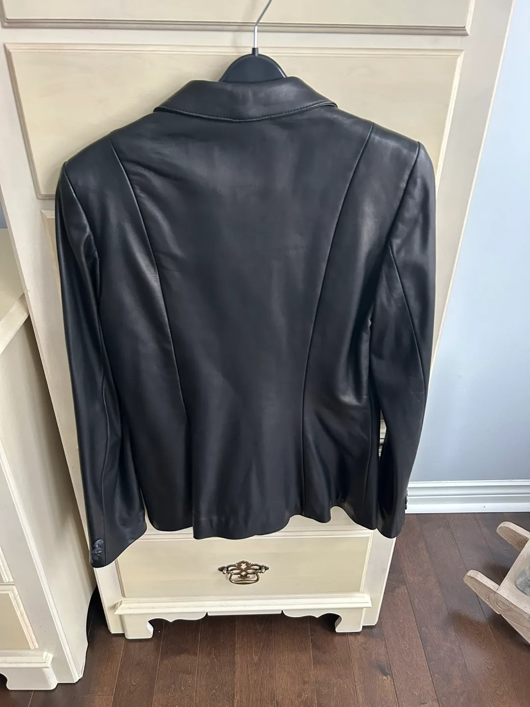#Thrifty Picks Danier Black Leather Blazer image indicator(2)