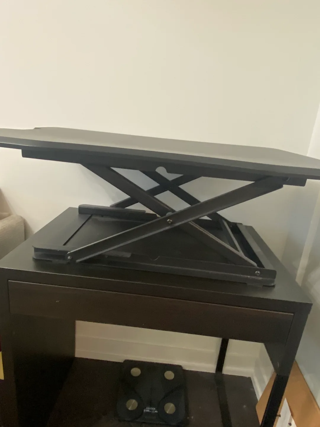 Zinus Smart Adjust Standing Desk-Retails for $140 with taxes image indicator(4)