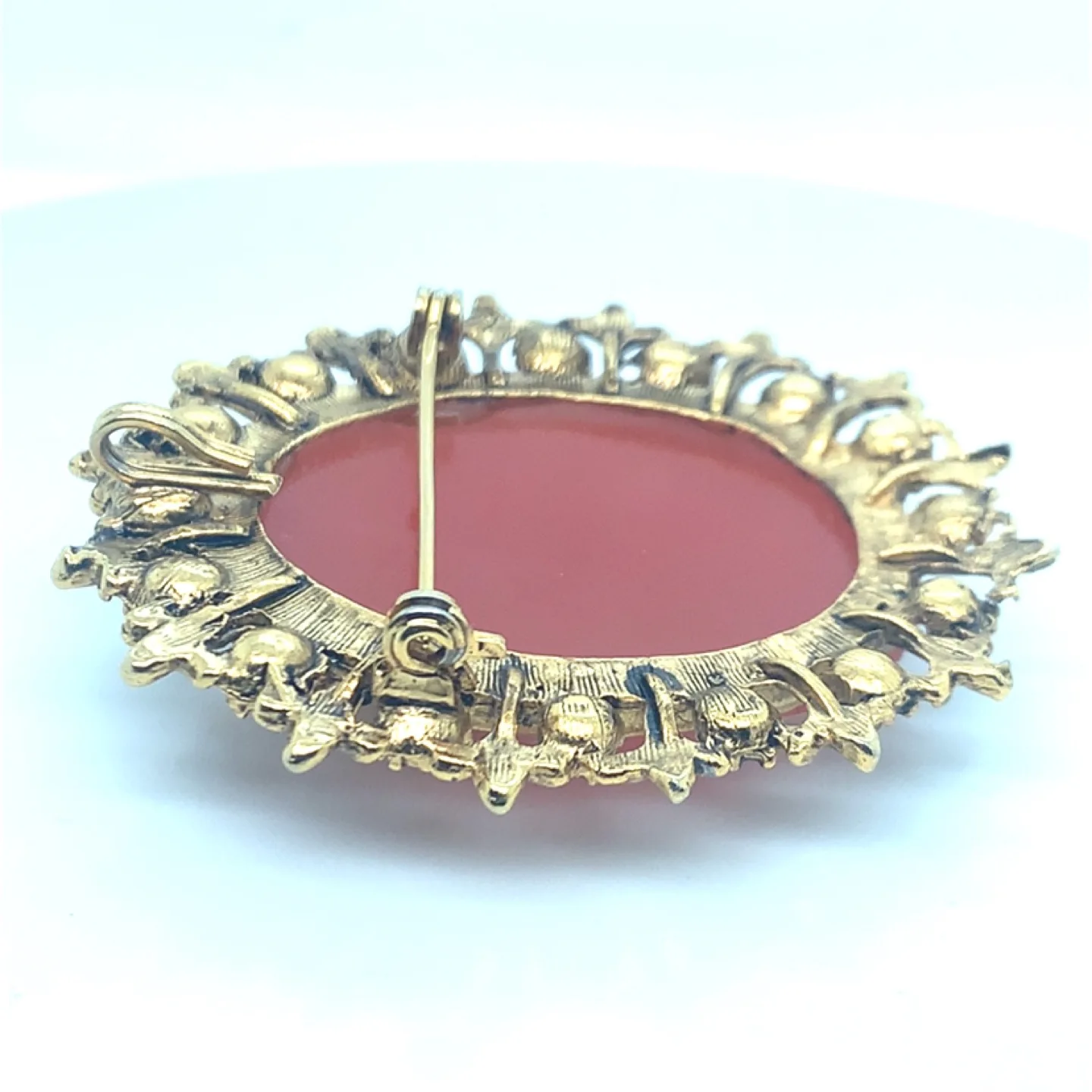 Vintage Cameo Brooch with Rhinestones image indicator(5)