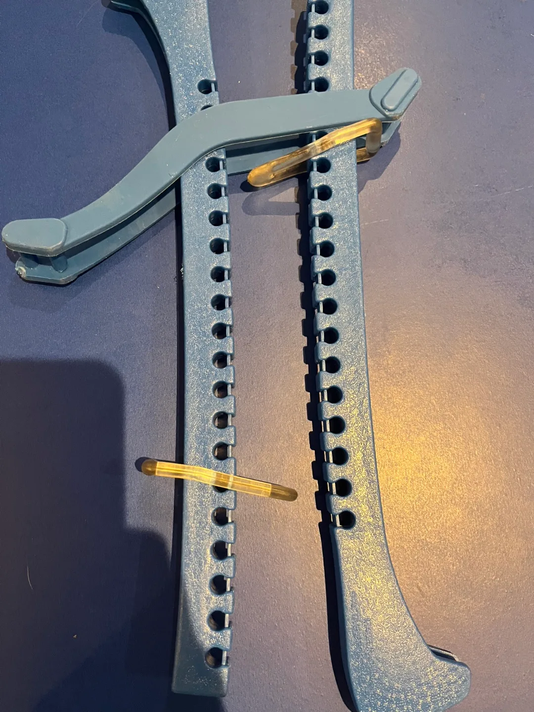 Skate covers # thrifty picks image indicator(4)