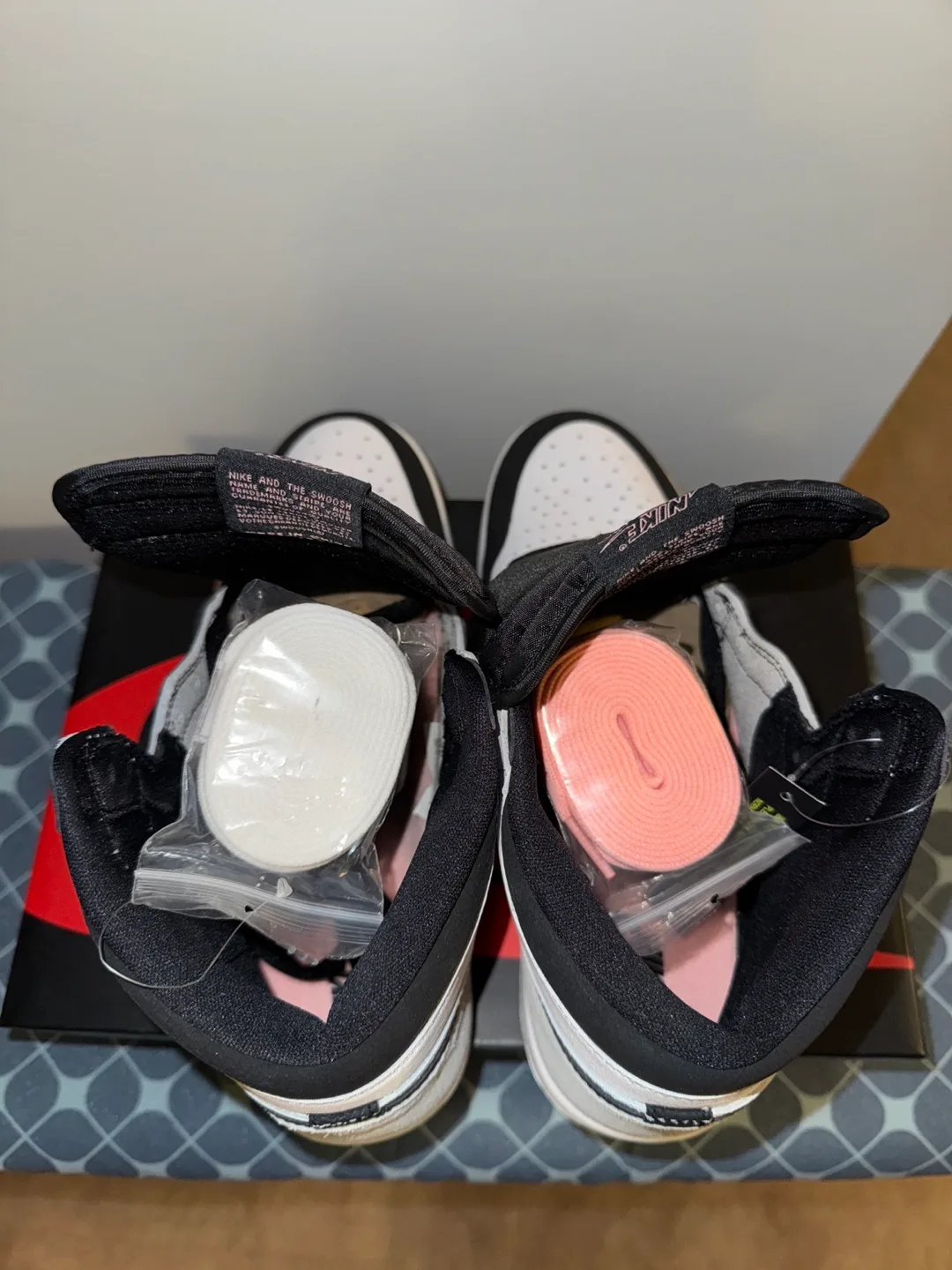 Nike Air Jordan 1 Retro High OG Stage Haze Men's Size 10.5 image indicator(7)