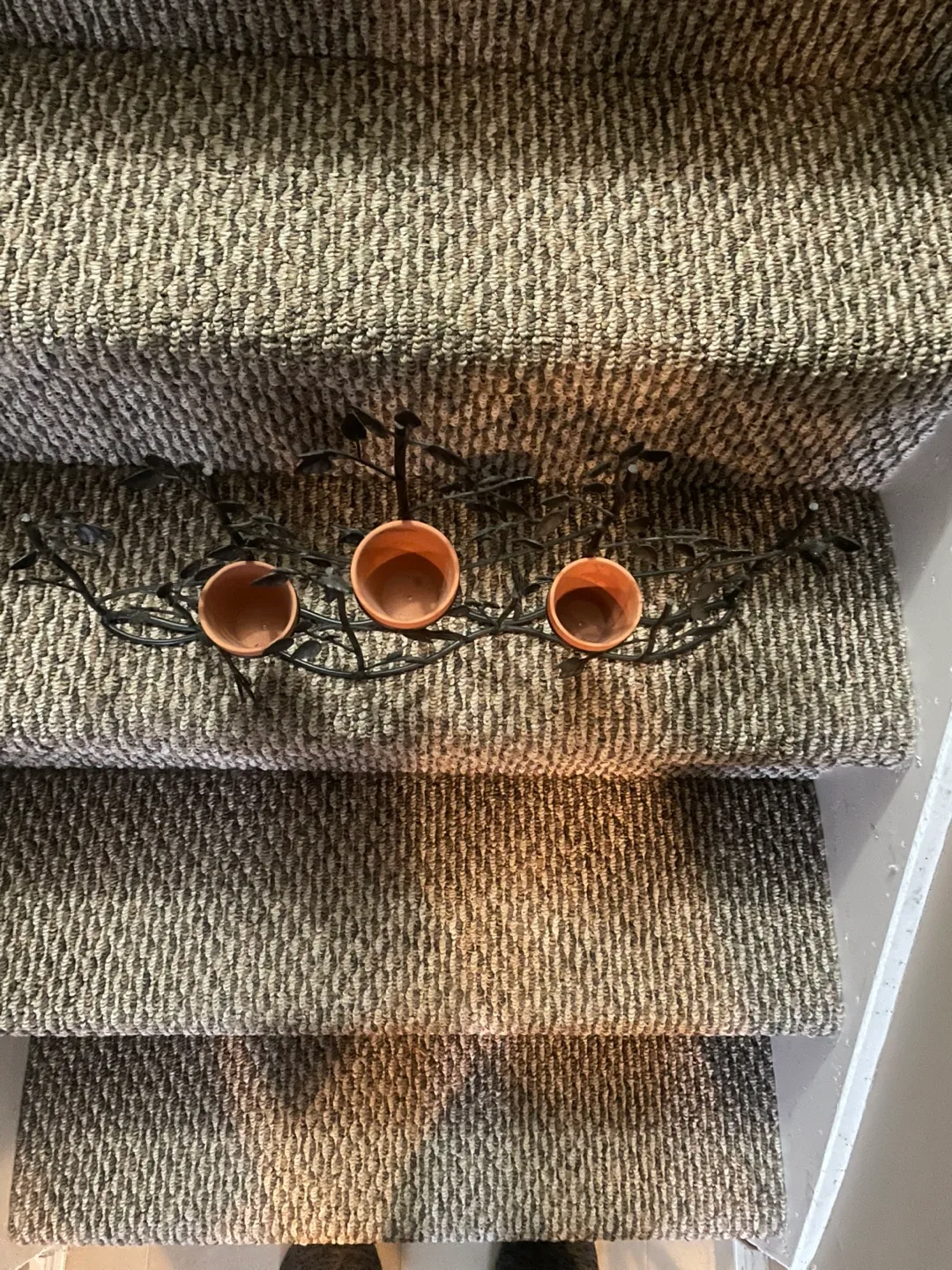 Wrought Iron Ivy Wall Planter with Pots image indicator(2)