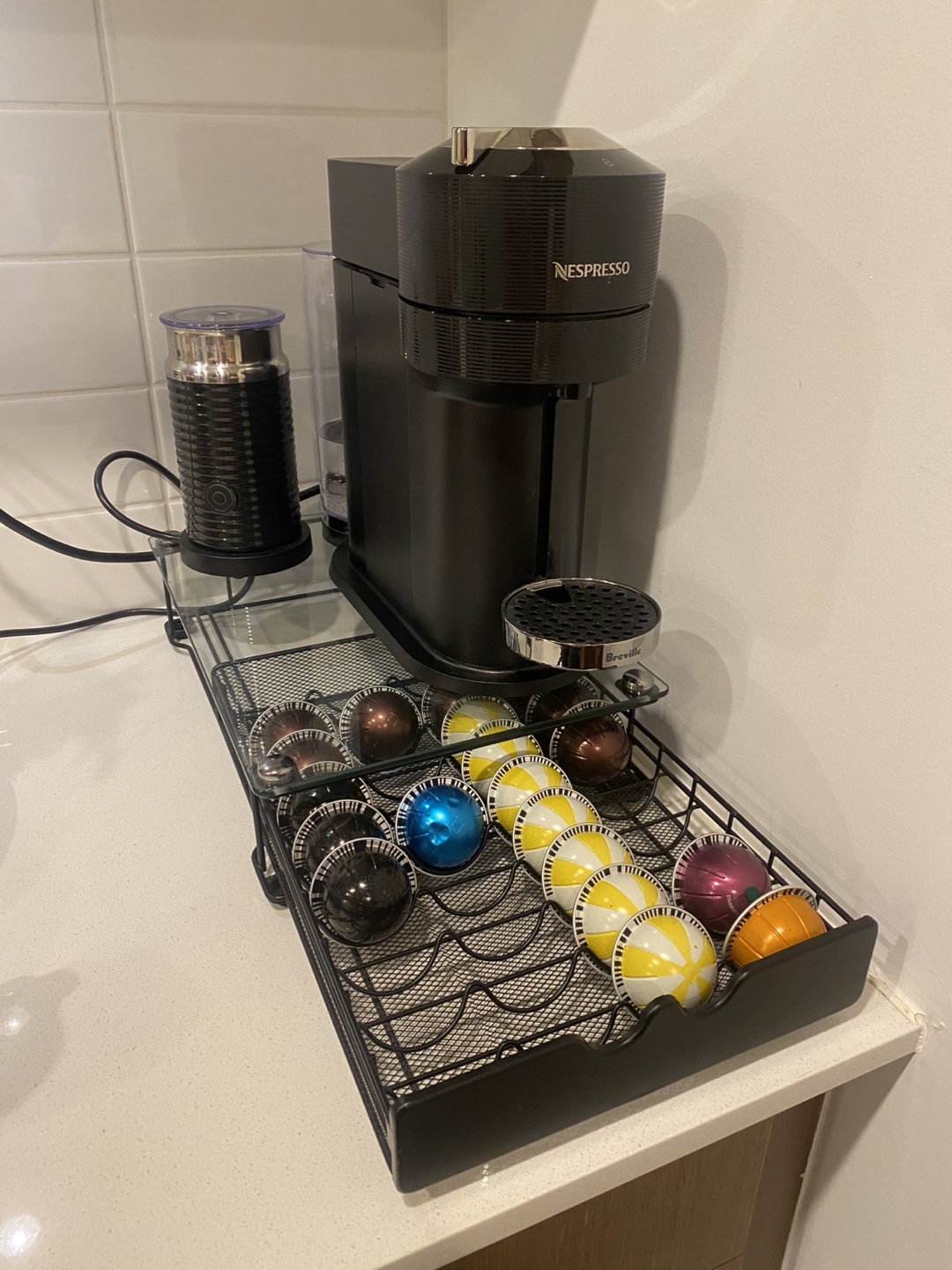 Vertuo Next C Premium Classic Black & Aeroccino Bundle Breville - photo 3