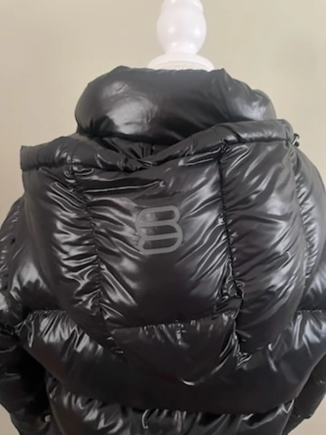 Winter jacket The Super Puff short Puffer Jacket image indicator(4)