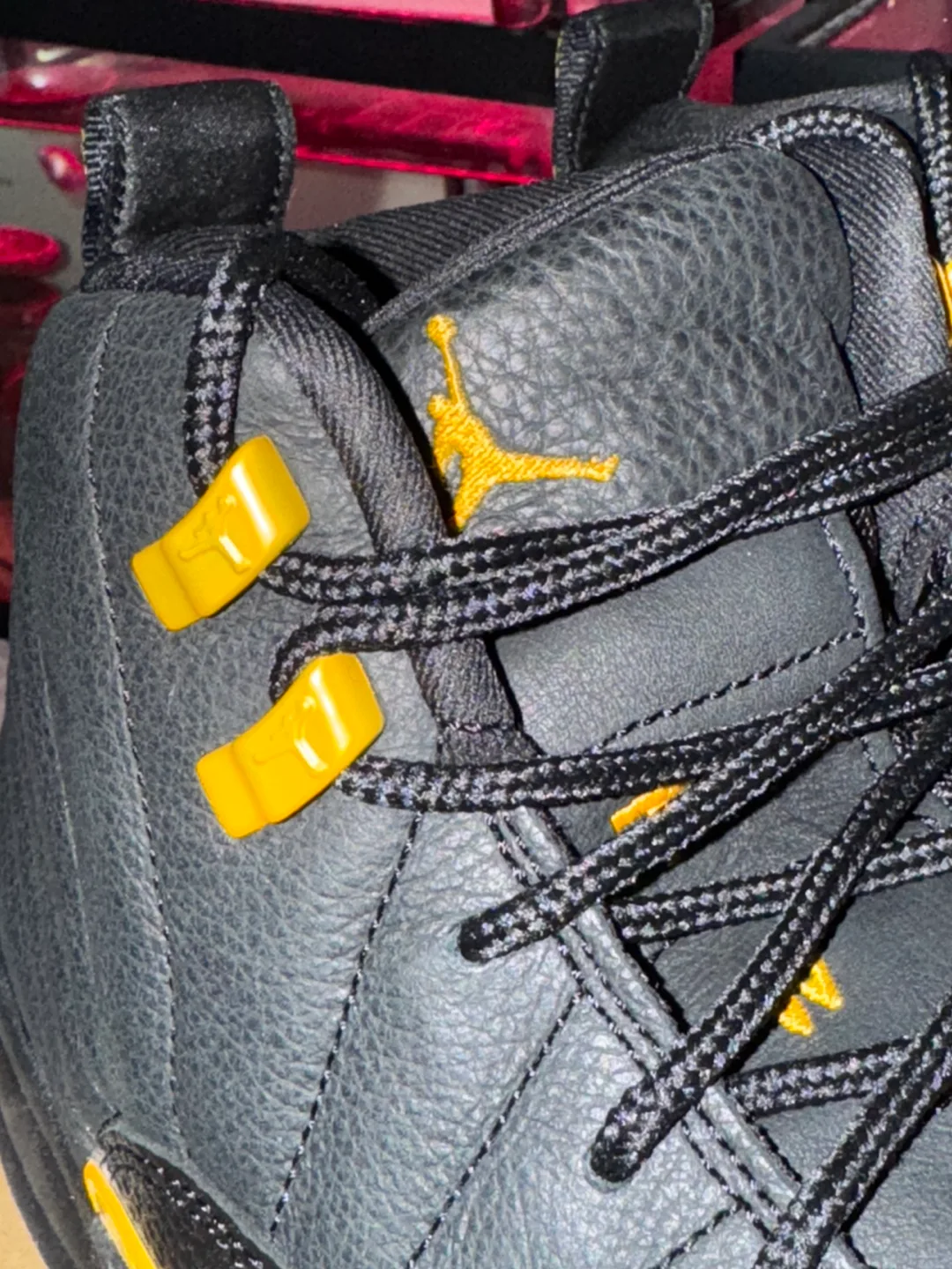 Nike Air Jordan 12 Retro Black/Taxi Men's 12 image indicator(7)