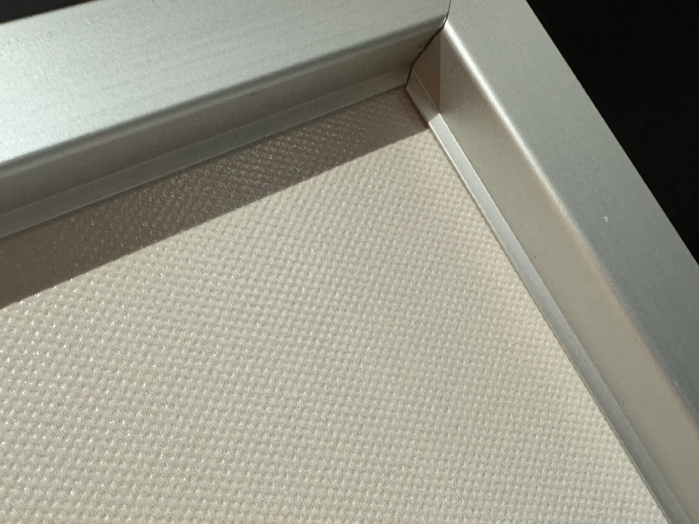 IKEA FRAMED WALL ART 140 cm x 100 cm image indicator(2)