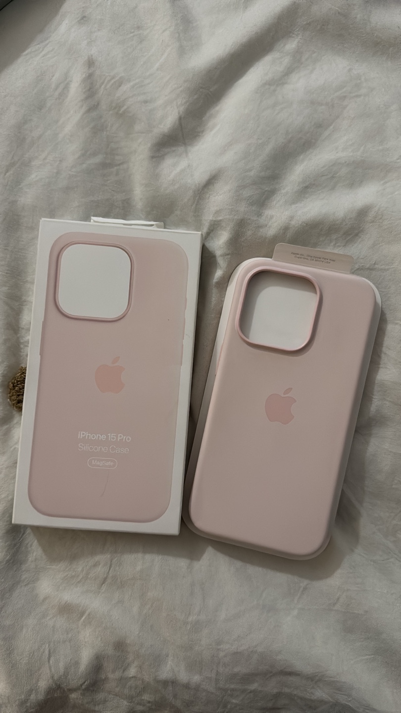 Apple iPhone 15 Pro Silicone Case - Pink