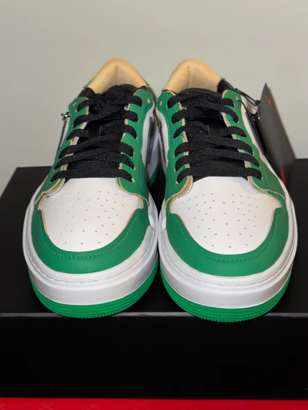 Nike Air Jordan 1 Elevate Low SE Lucky Green Women's 9 image indicator(3)