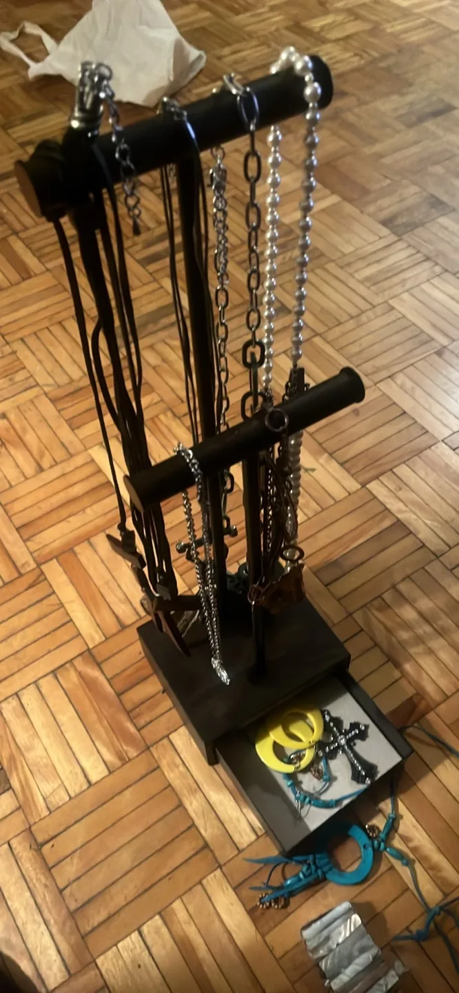 Wooden Jewelry Stand with Drawer image indicator(2)