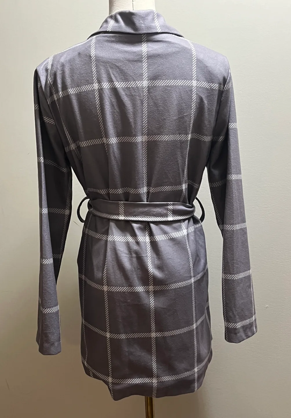 Kayaiv Grey Plaid belted wrap coat sz M image indicator(3)