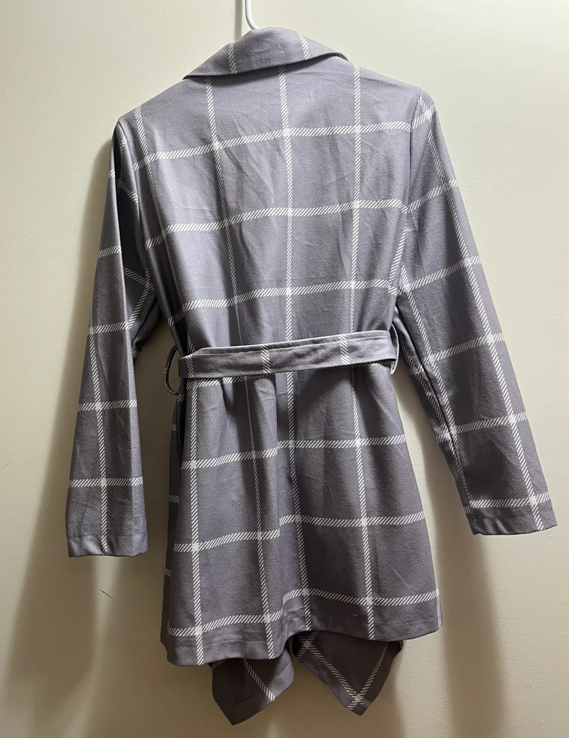 Kayaiv Grey Plaid belted wrap coat sz M image indicator(7)