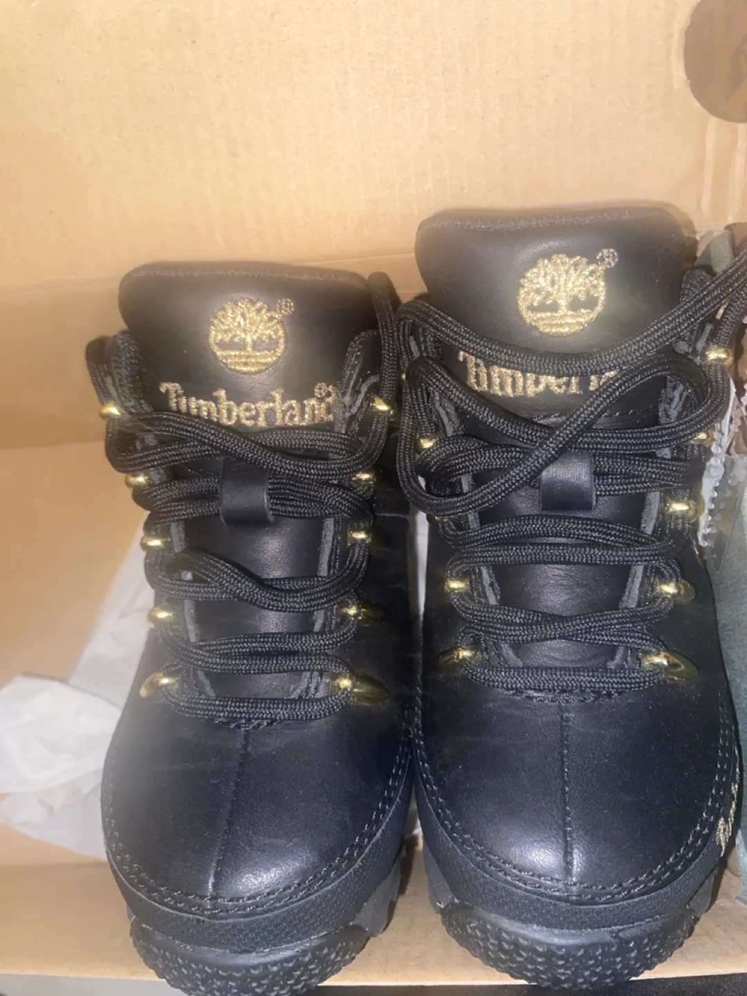 Kids Timberland Boots size 7 image indicator(4)
