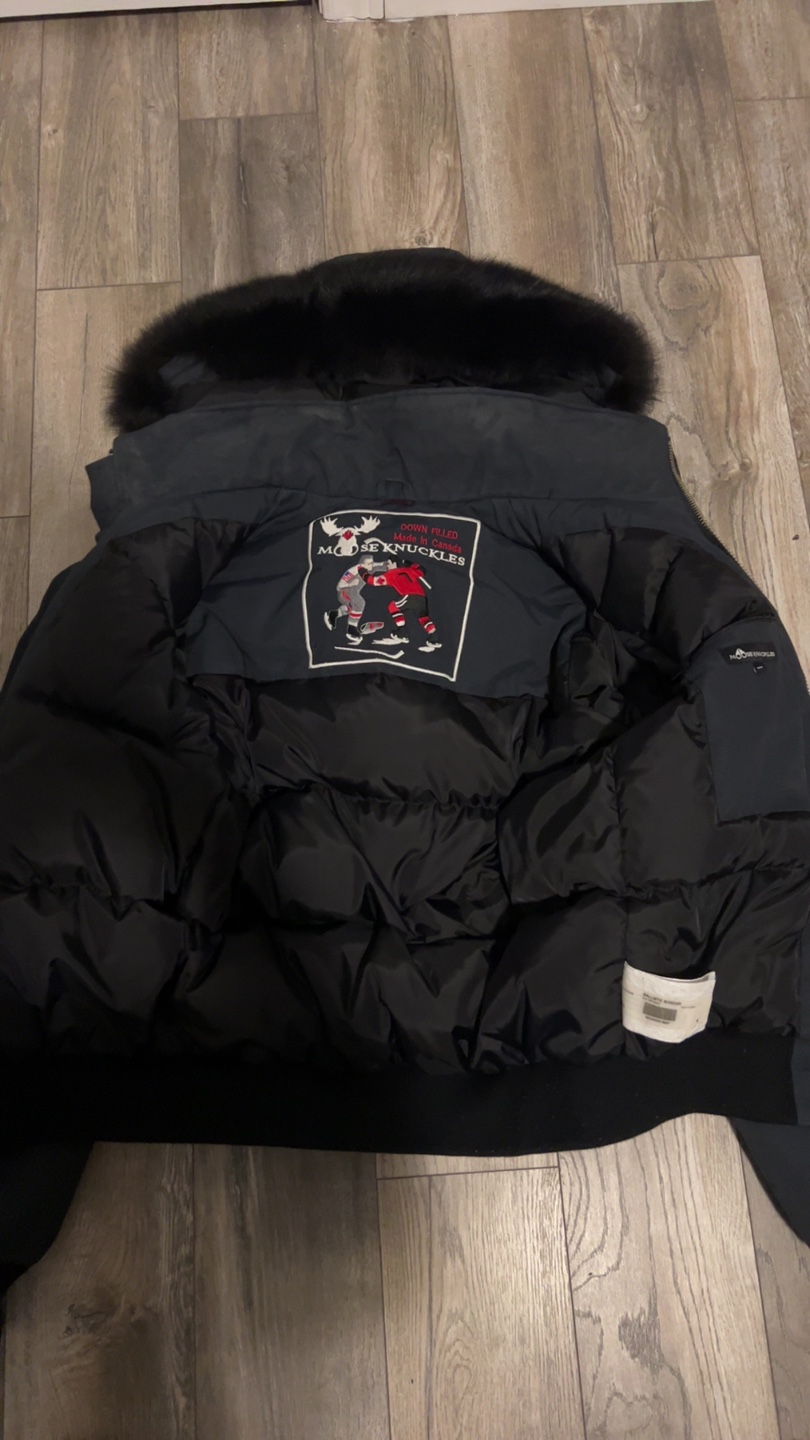 Moose Knuckles Bomber Jacket - photo 2