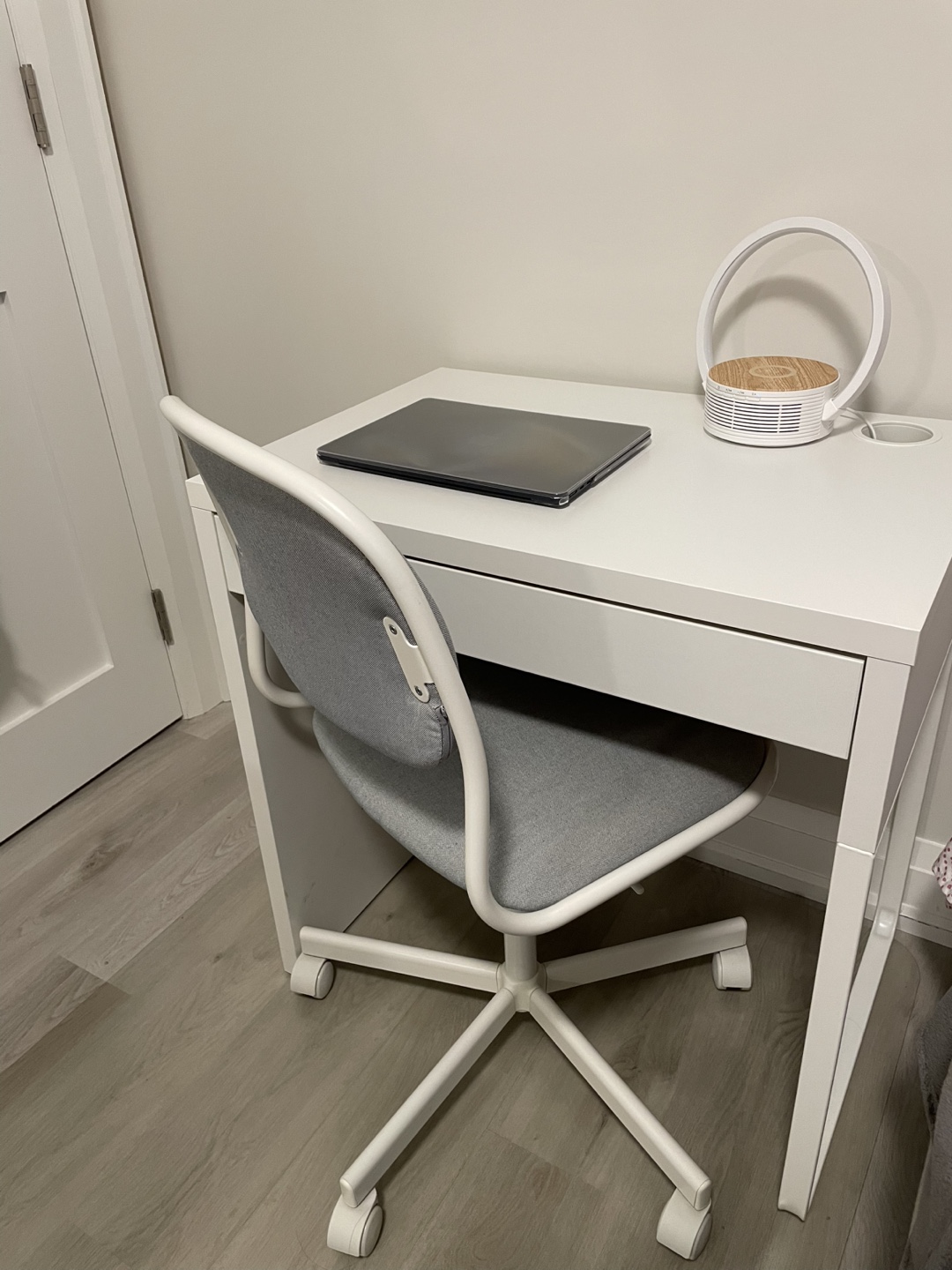 IKEA Desk with Chair - photo 3