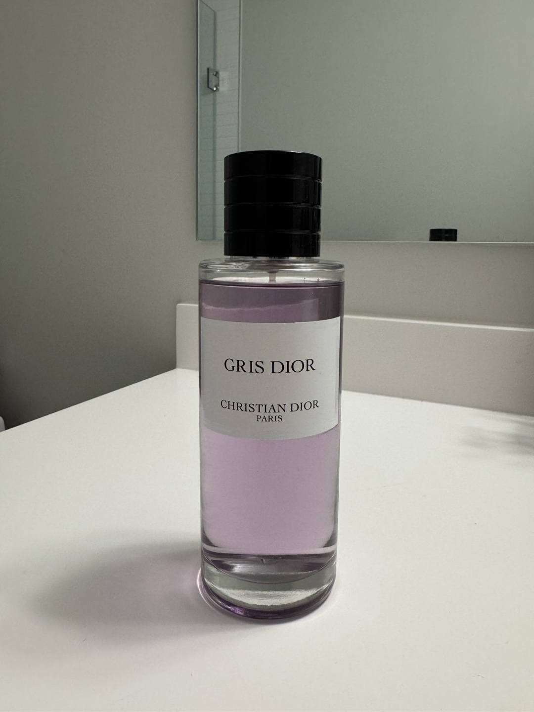 Gris Dior Perfume