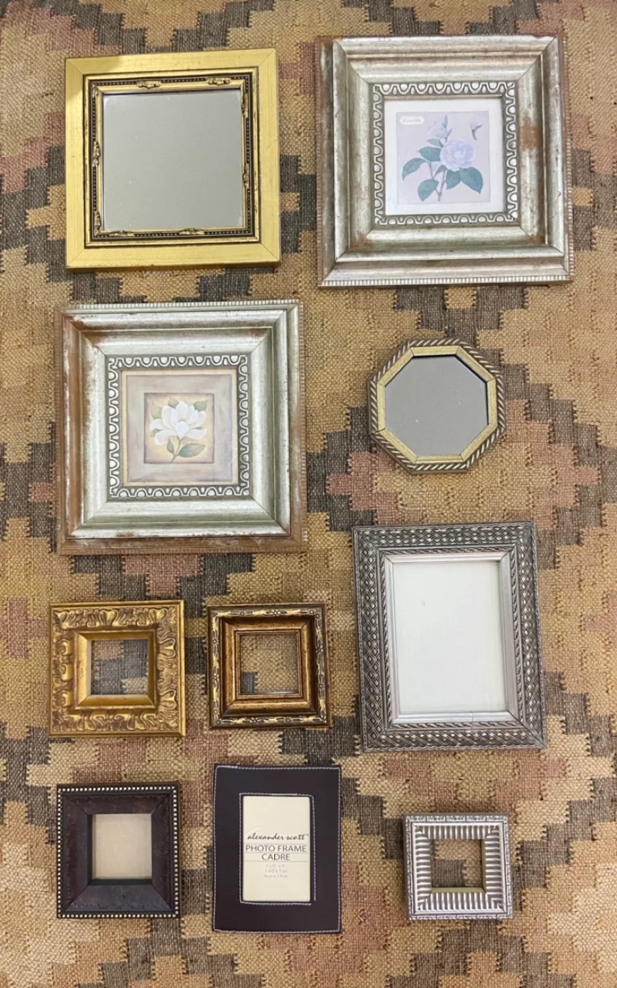 Set of 10 Picture Frames image indicator(4)