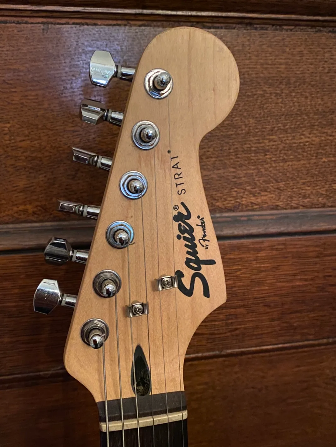 3/4 Fender Squier Stratocaster Electric Guitar image indicator(4)