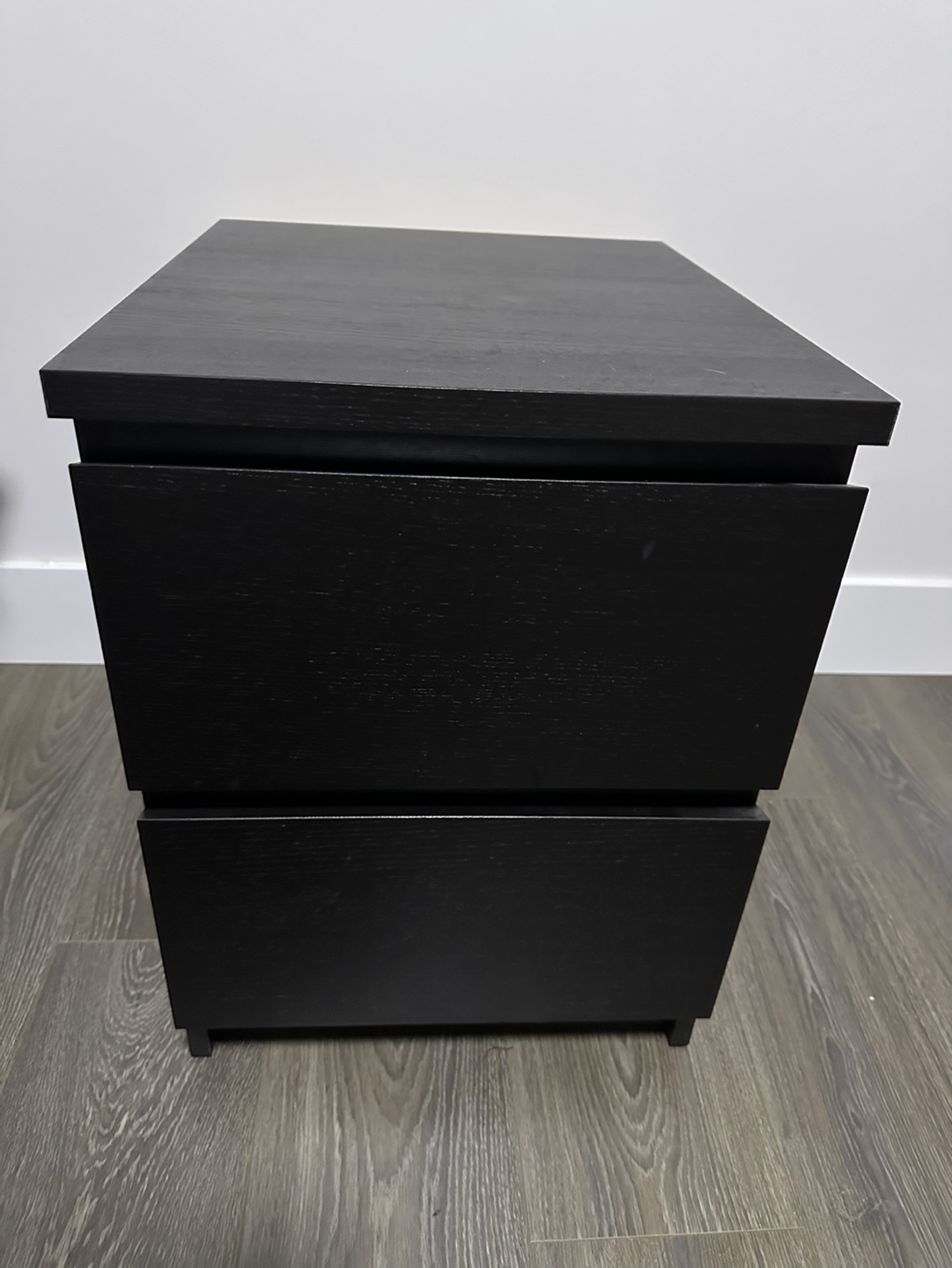 IKEA malm nightstand
