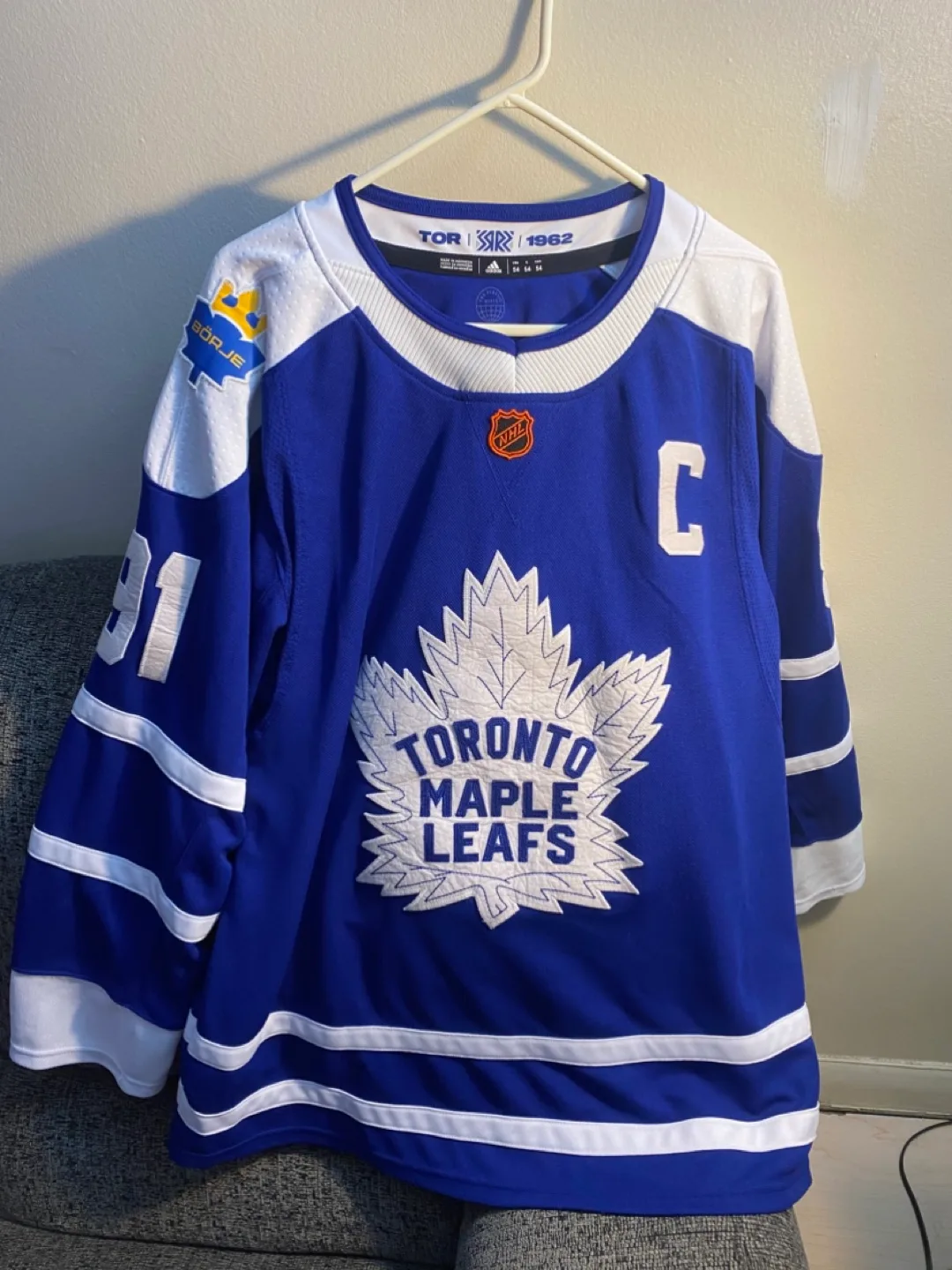 Toronto Maple Leafs Tavares Jersey thumbnail