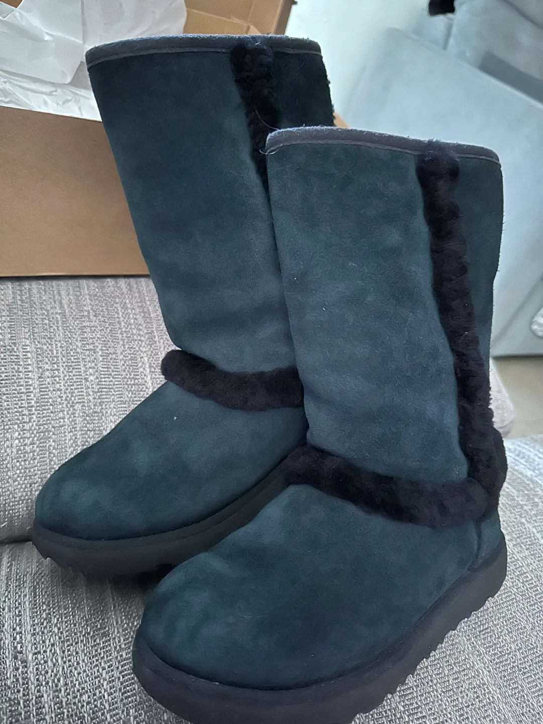 UGG kids Boots image indicator(2)