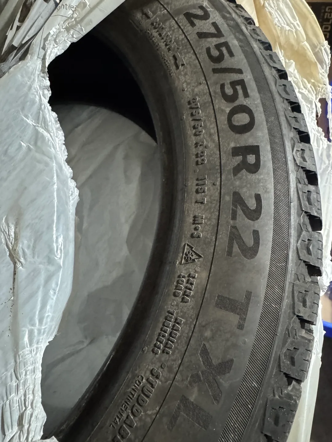 Continental Ice Contact XTRM 275/50R22 T XL Set of 4 Tires image indicator(10)