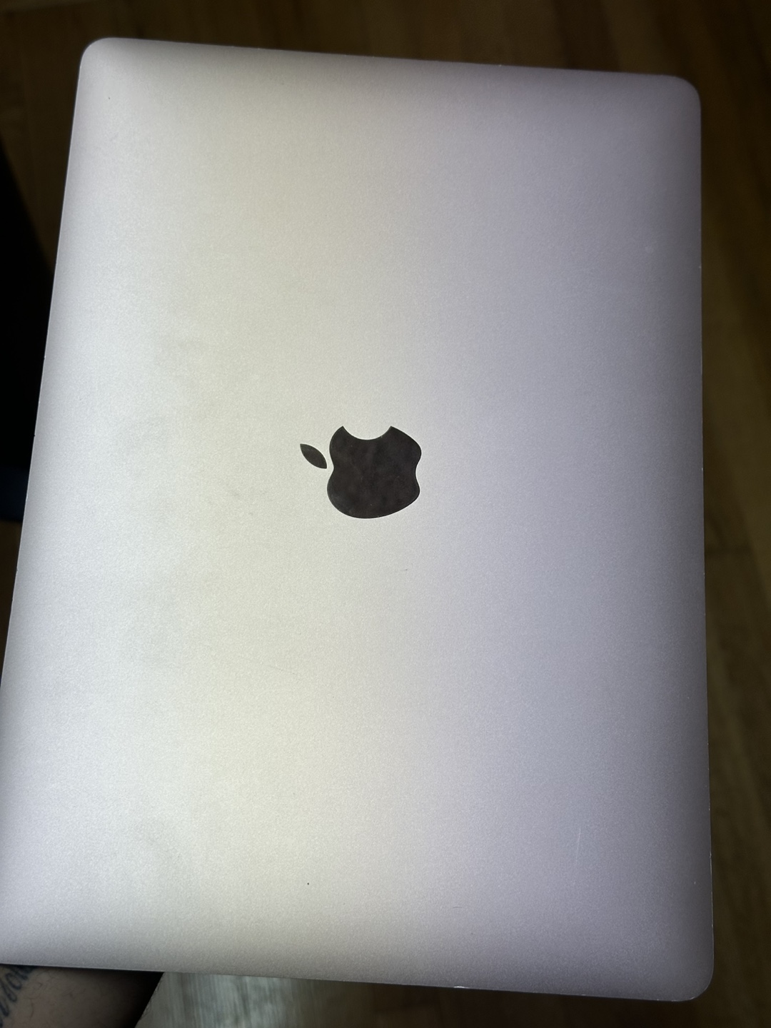 Gold 2020 MacBook Air (256GB, M1 Chip) - photo 2