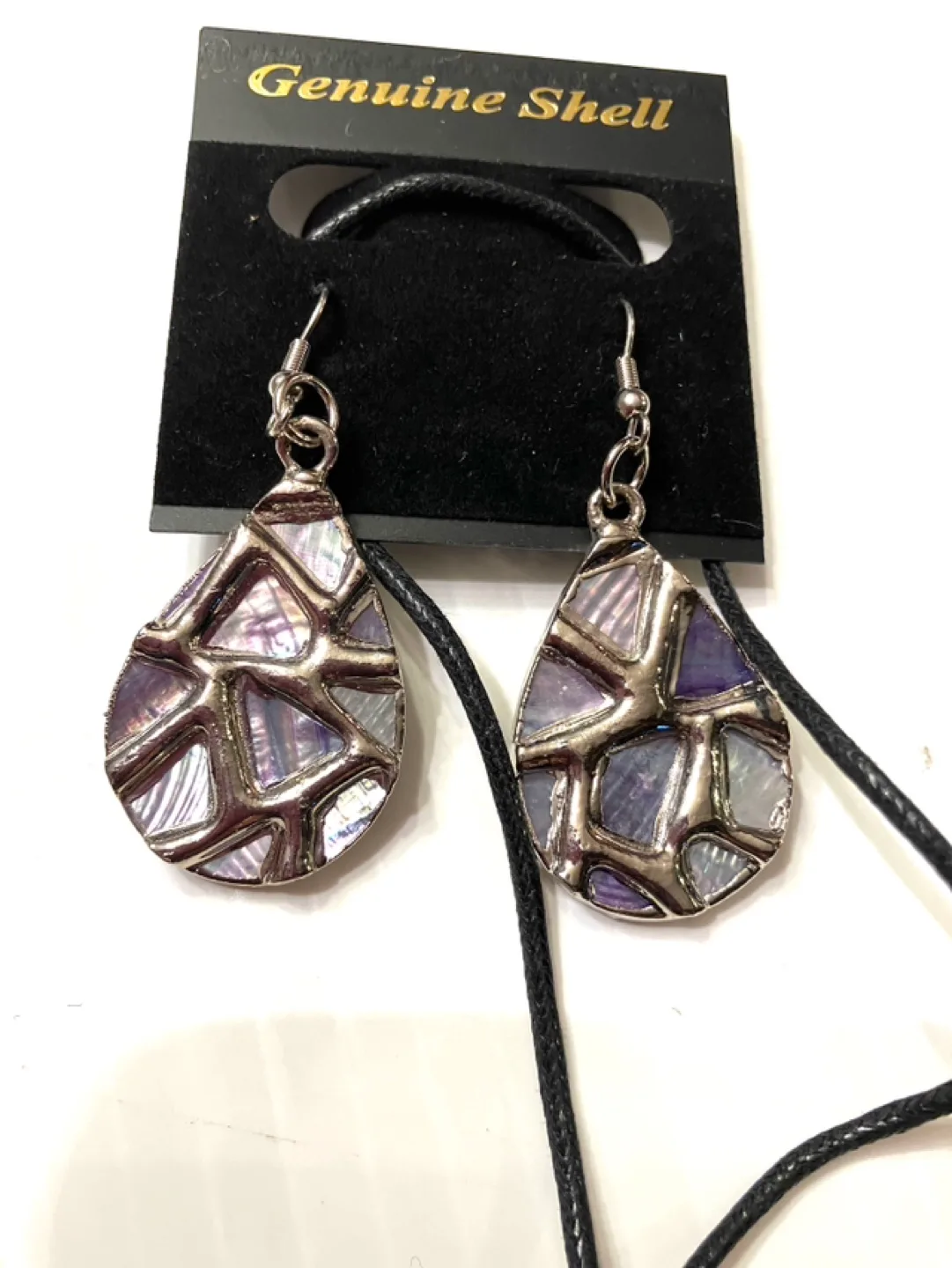 Genuine Shell Necklace and Earrings Set image indicator(2)