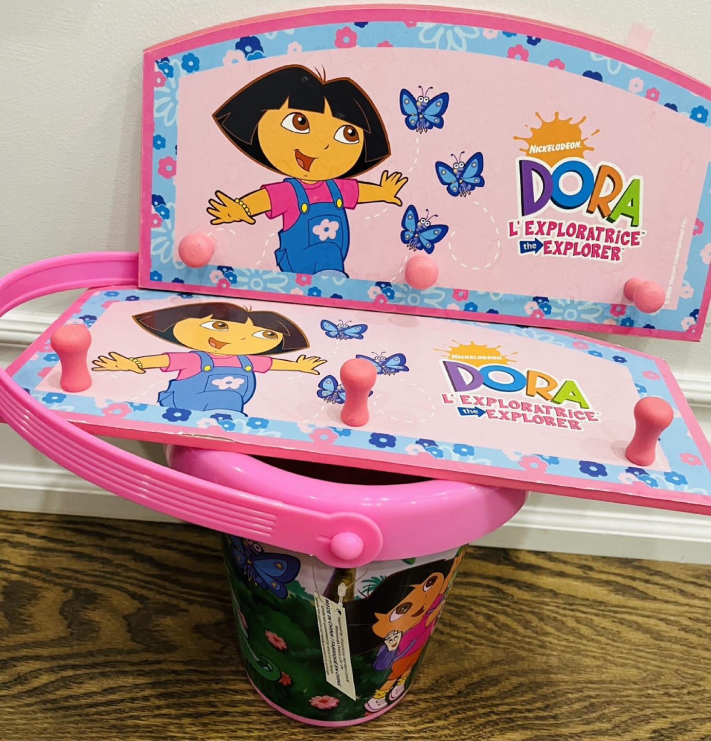 Dora the Explorer  Coat Rack and Bucket - photo 2