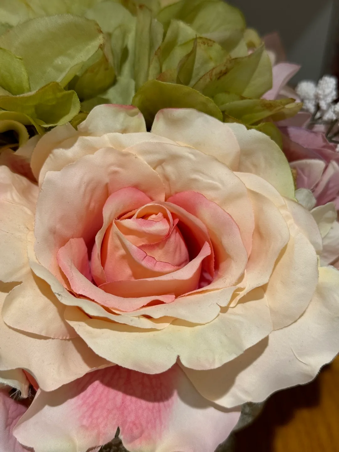 Artificial Flower Arrangement image indicator(5)