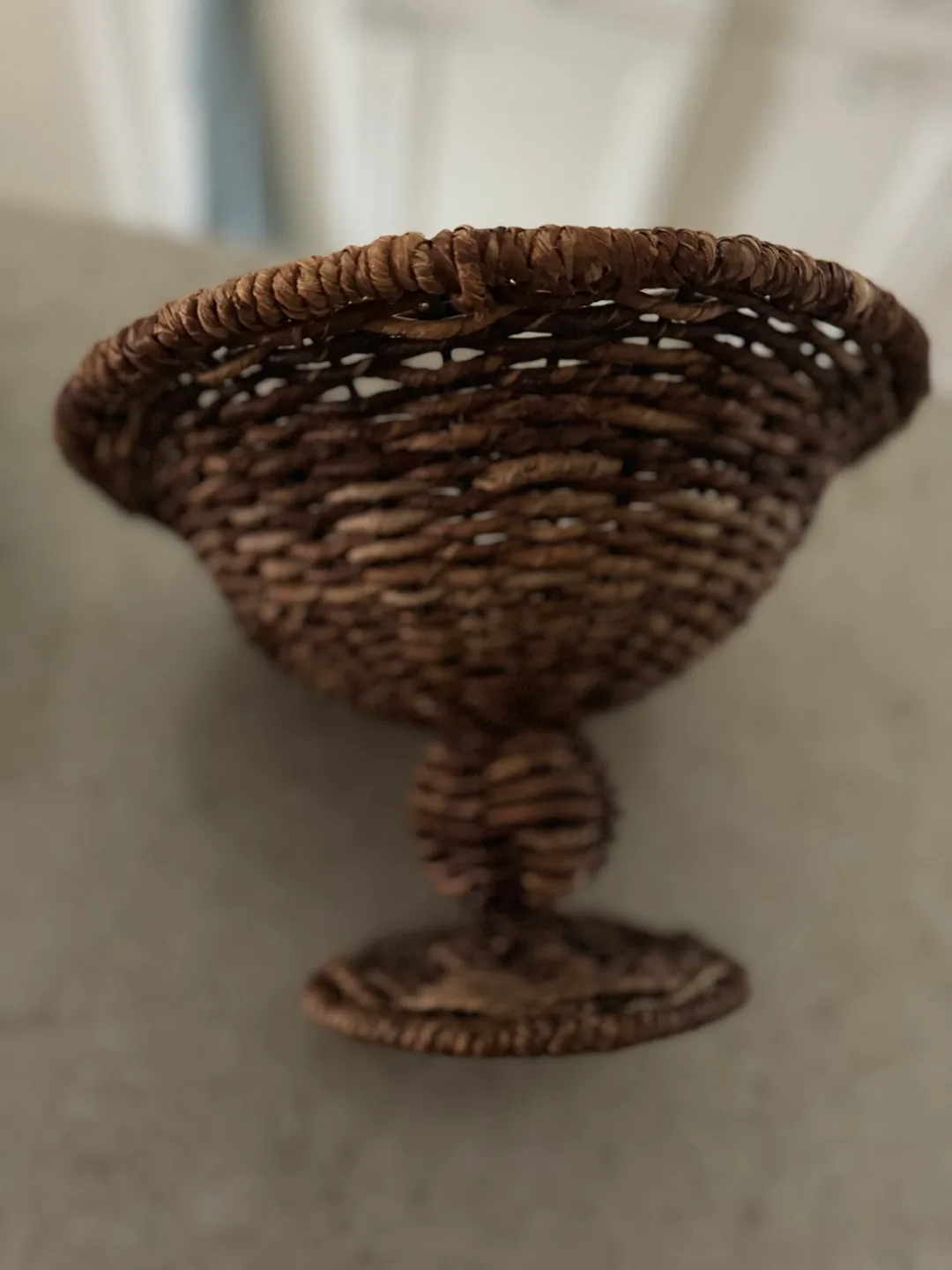 Wicker Pedestal Bowl image indicator(3)