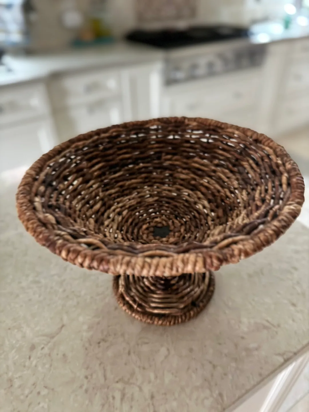Wicker Pedestal Bowl image indicator(5)