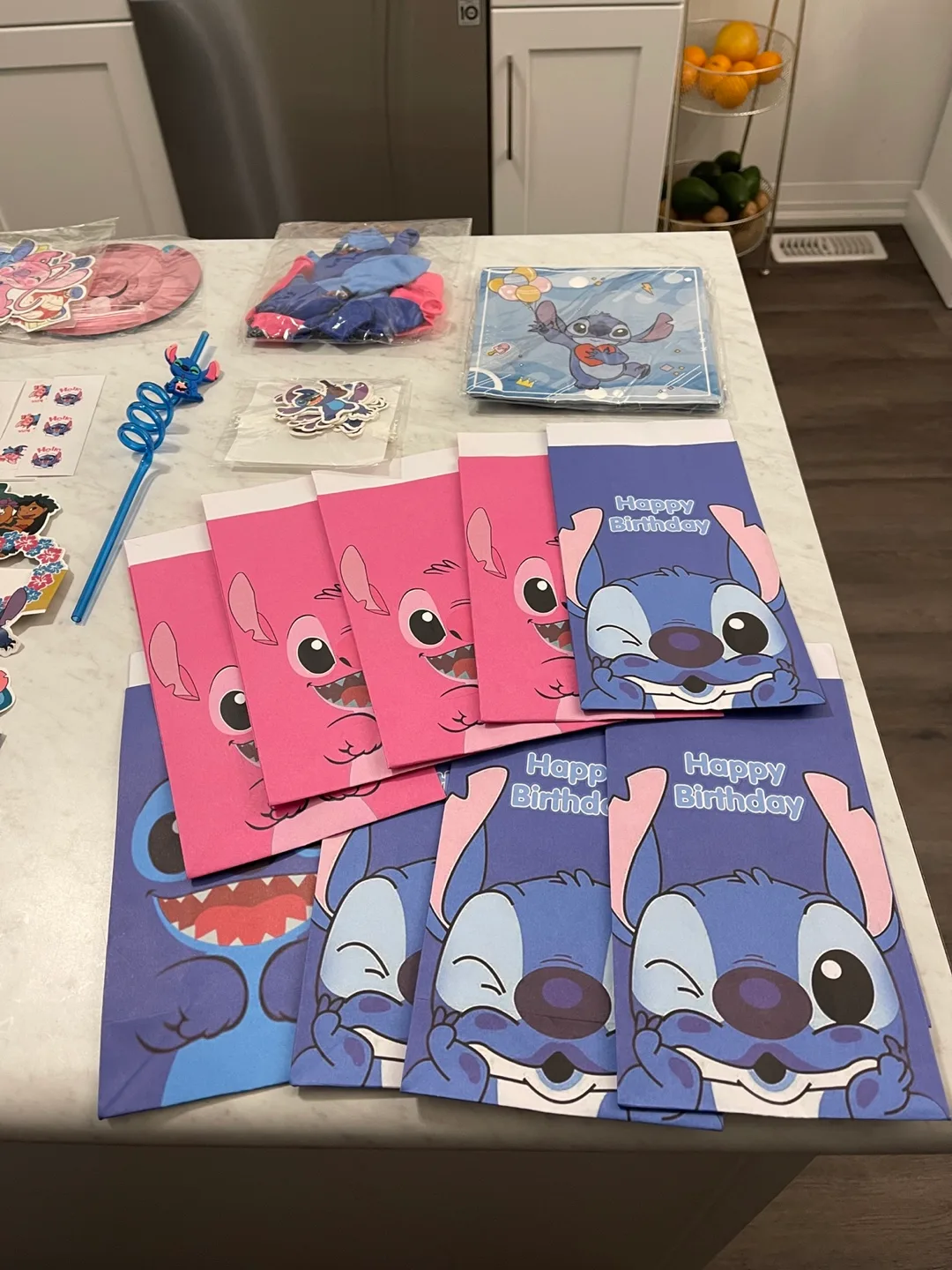 Stitch Birthday Party Supplies image indicator(5)