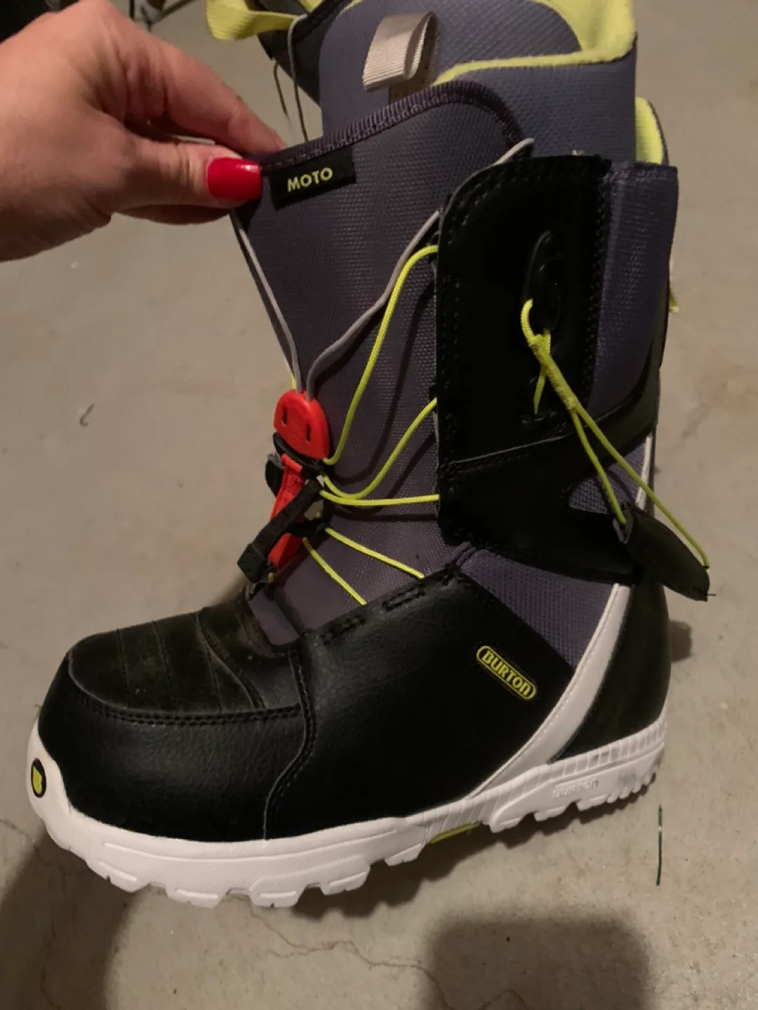 Burton Moto Snowboard Boots image indicator(2)